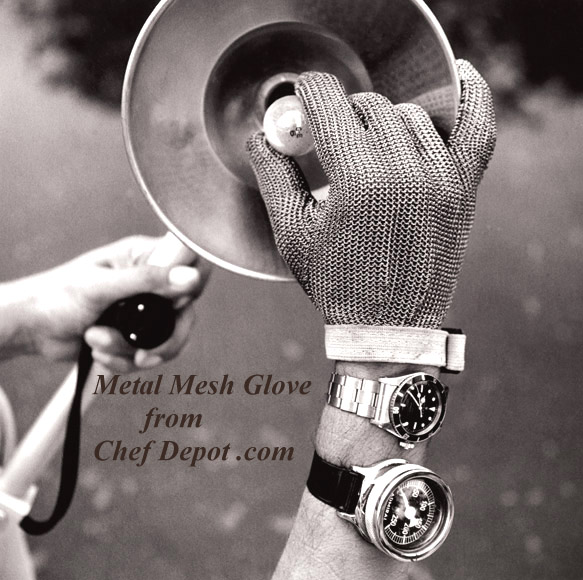 Solid Stainless Steel Gloves have many uses
