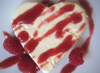 heart shapes cheesecake dishes